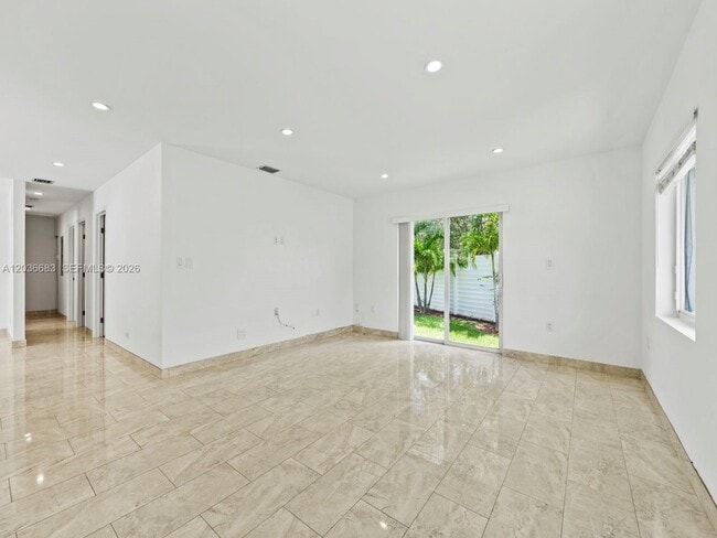 Photo - 19715 SW 99th Pl