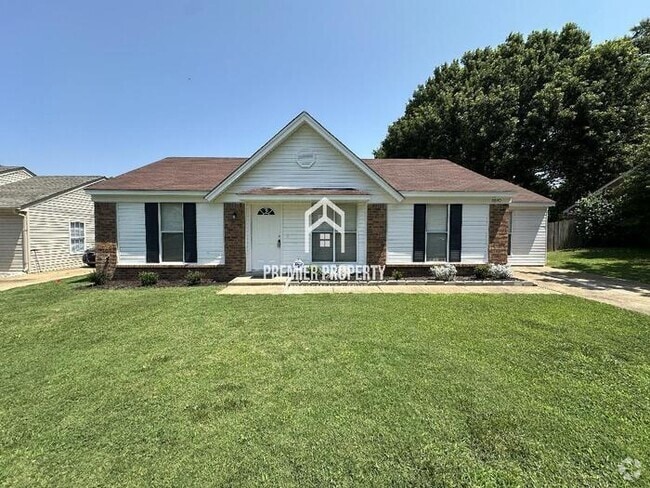 Building Photo - 3840 Heathcliff Dr Rental