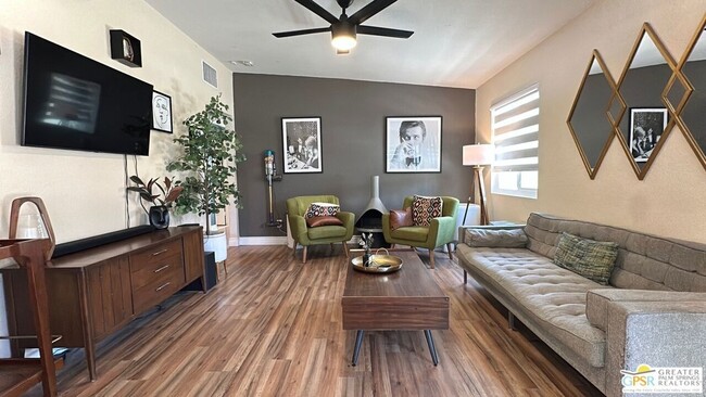 Building Photo - 31765 Neuma Dr Rental
