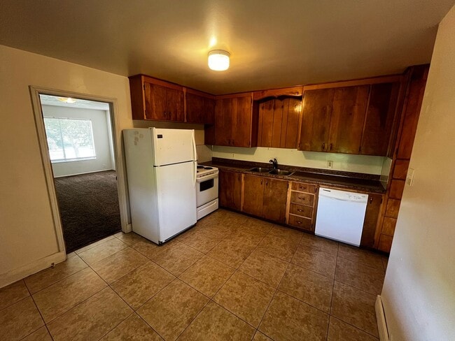 Building Photo - 568-574 E 200 S Unit 568 Rental