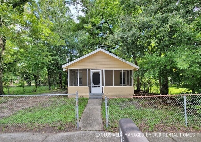 Photo - 1857 W 26th St House