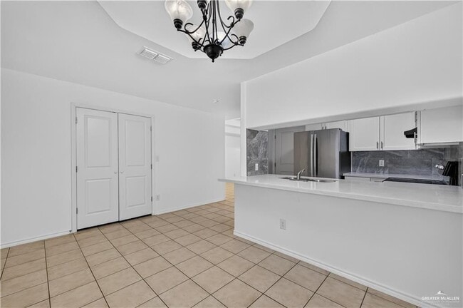 3302 N Cognac Dr