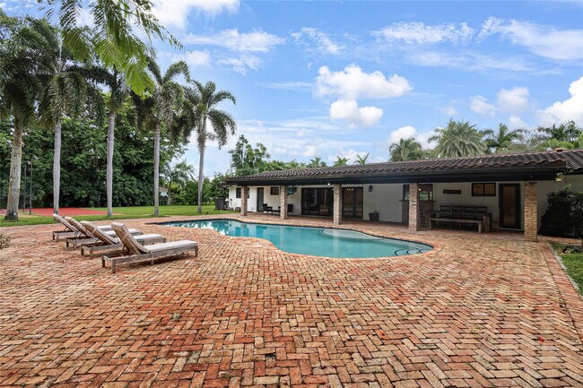 Photo - 14701 SW 63rd St