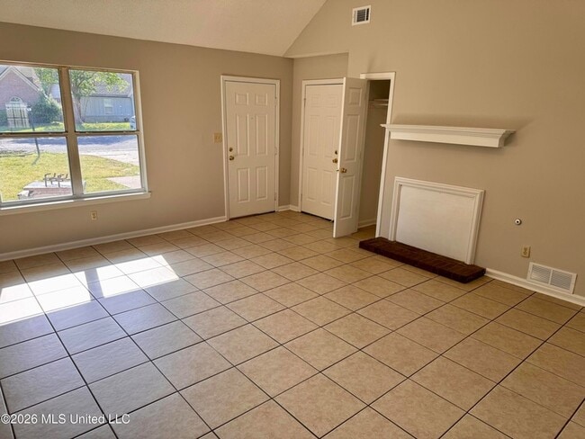 Photo - 7011 Hampton Dr