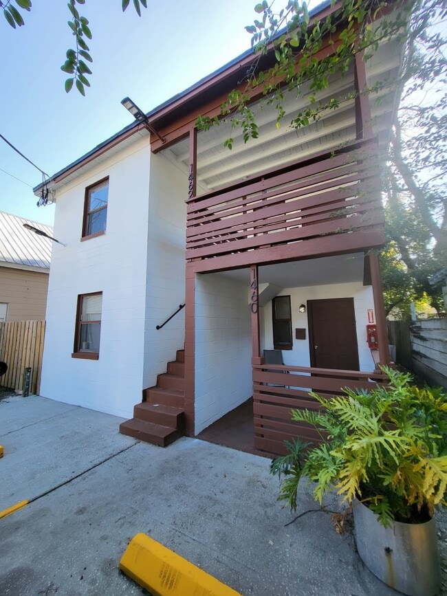 Photo - 1460 W 5th St Unidad 1462