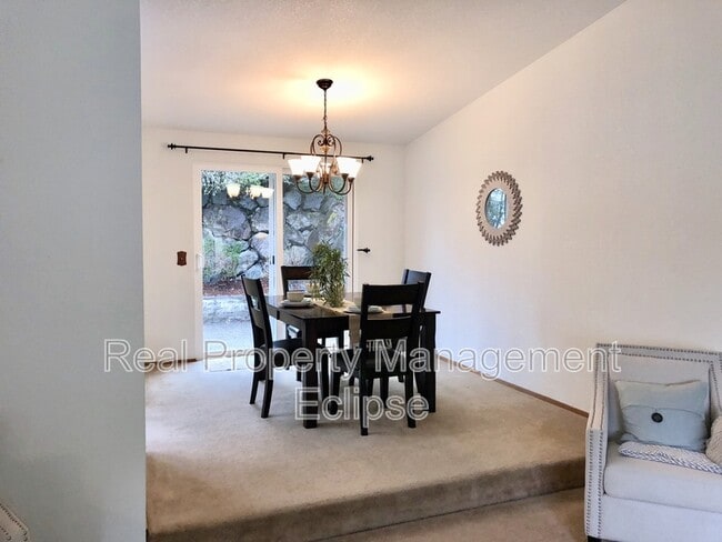 Photo - 1019 214th Pl SW