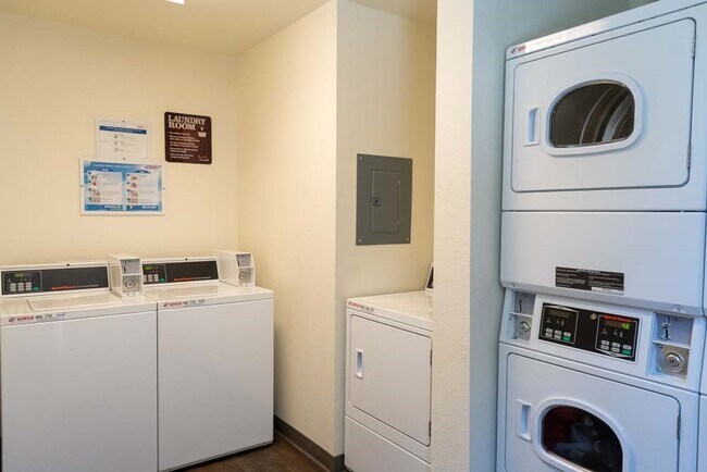 Photo - 2300 Loveridge Rd