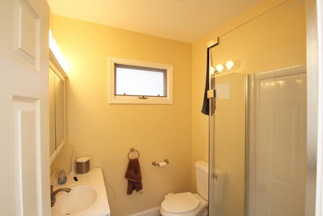 Photo - 19 Chandler St Unit 1