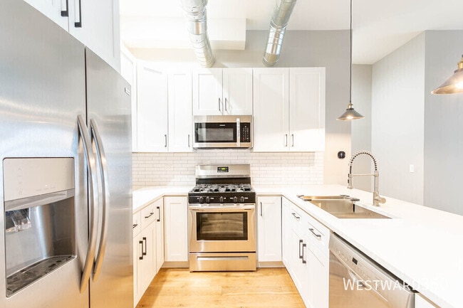 Building Photo - 1470 Webster-201 Unit 201