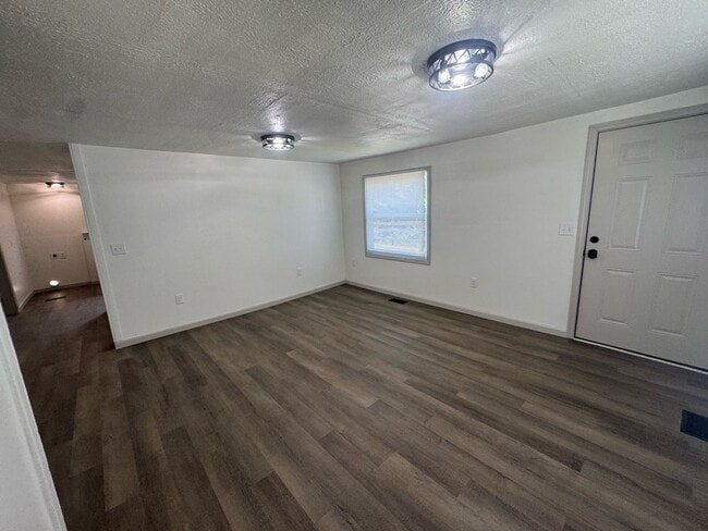 Photo - Updated 3BR Home on Half Acre in Kingsport, TN