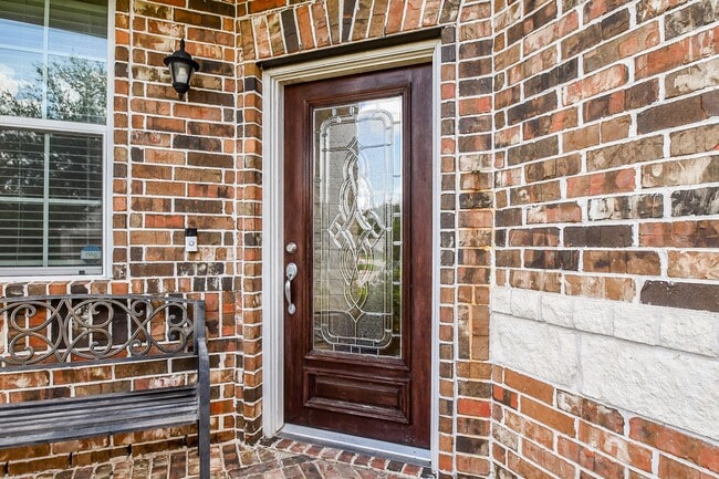 Photo - 2135 Waterford Park St