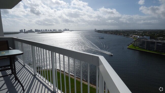Building Photo - 115 Lakeshore Dr Unit 1548 Rental