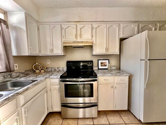 Photo - 1300 Hillside Rd Unit 14