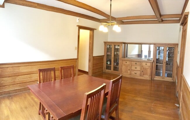 Photo - 5751-53 N Winthrop Ave.