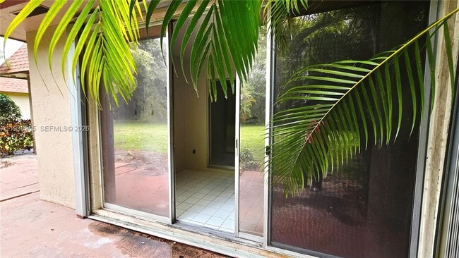 Photo - 1912 Palmland Dr