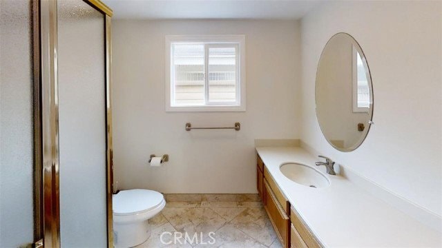 Photo - 239 Albert Pl