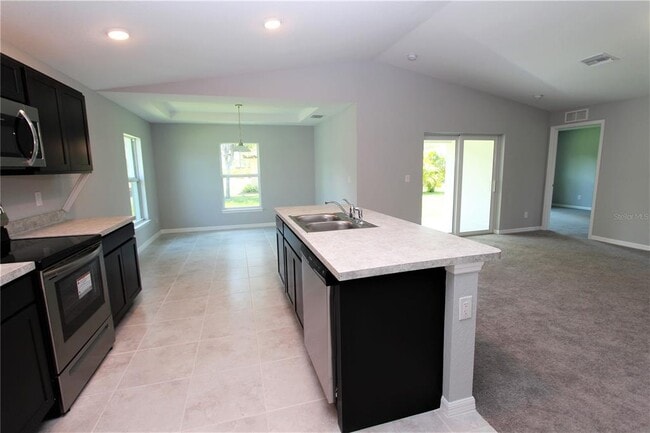 154 Australian Dr