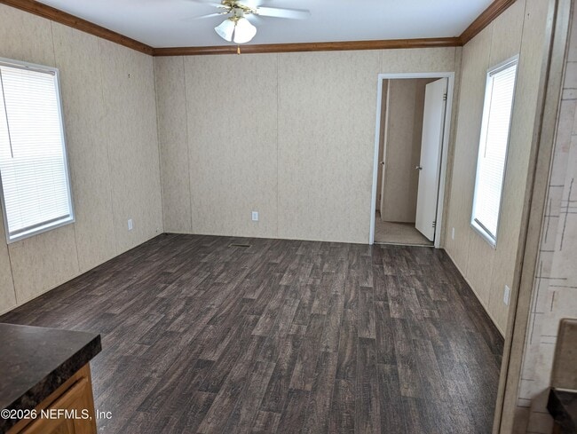 Photo - 125 Hayman Dr