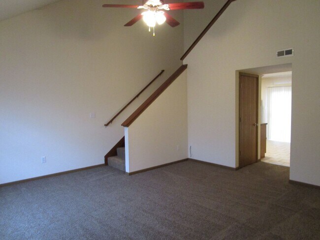 Photo - 501-503 Glenstone Dr. Unit 501 Glenstone Dr.