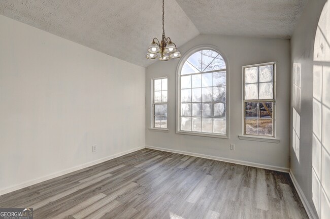 Photo - 103 Wedgewood Walk