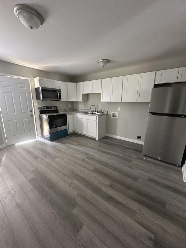 Photo - 1051 Rulnick St