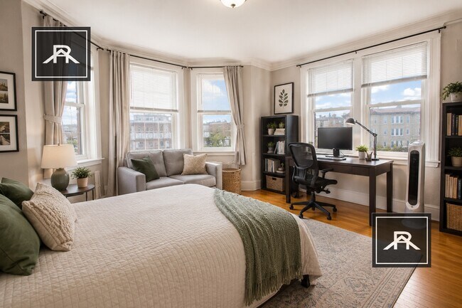 Photo - 129 Chiswick Rd Unit 13