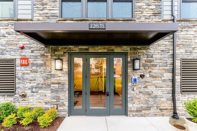 Building Photo - 12875 Mosaic Pk Wy Rental