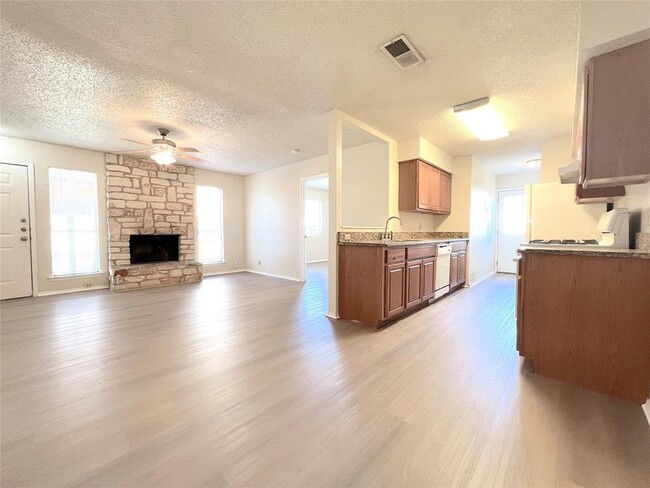 Photo - 1731 Horseshoe Cir Townhome