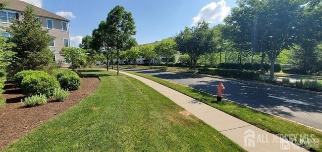 Photo - 725 Timberlake Dr