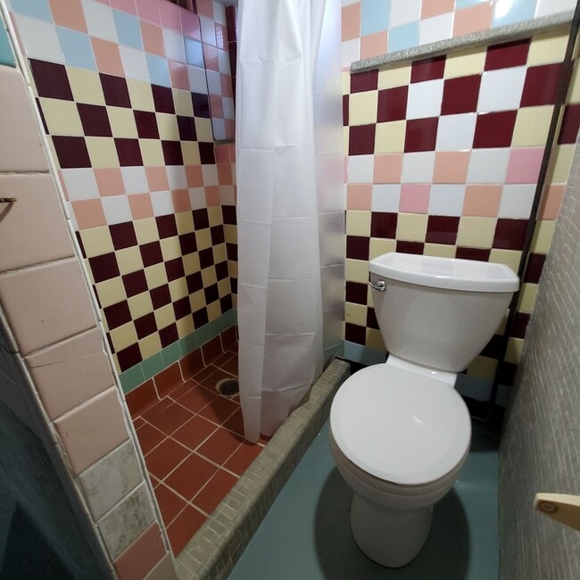 Photo - 3185 W 32nd St