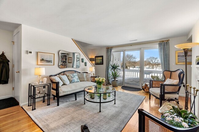 Photo - 126 Merrimac St