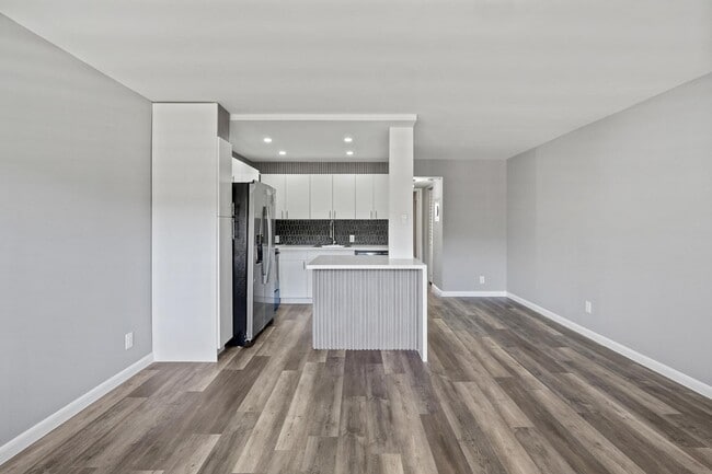 Photo - 147 Dorset D