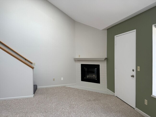 Photo - 2 Bed, 2 Bath Upper Level Condo