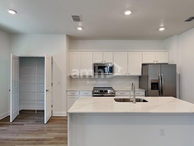 14641 Cedar Trunk Ter