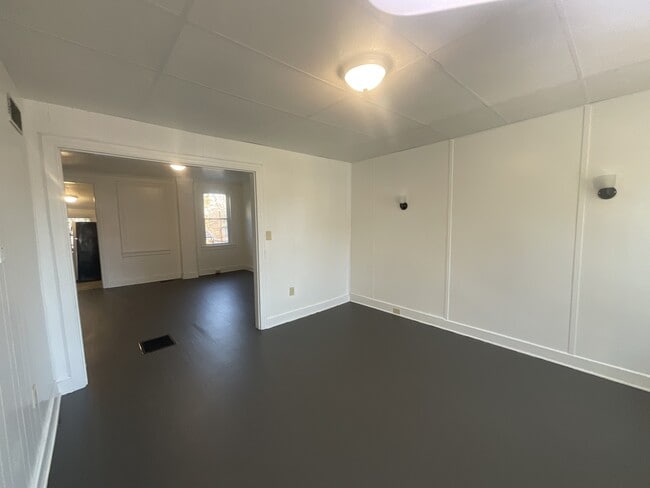 Photo - 305 N Newberry St