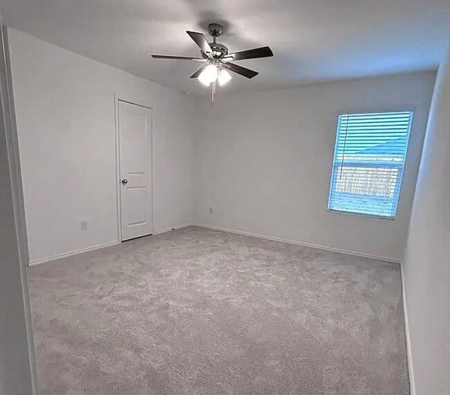 Photo - 913 Sourgum St