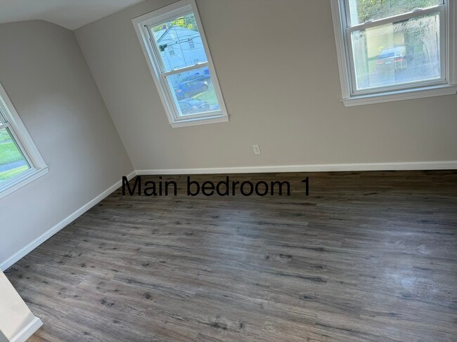 Photo - 84 Higbie Dr