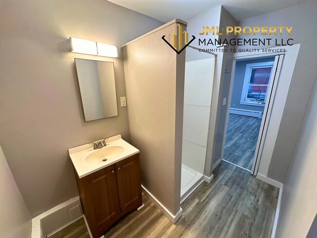 Photo - 58 Edgemond St Unit 1E