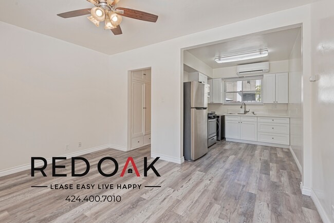 Photo - 2437 S Centinela Ave Unidad 2