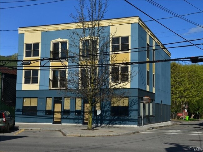 Building Photo - 23 S Main St