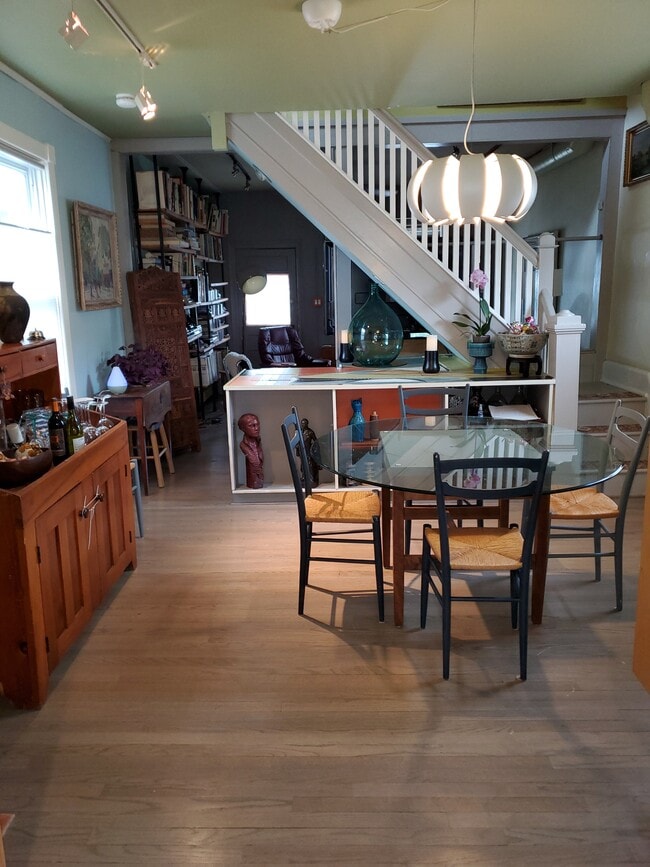 Photo - 256 S Carroll St