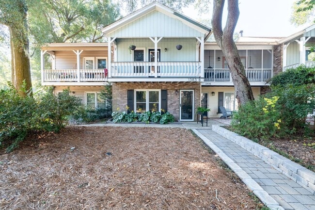 Photo - Modern Comfort on James Island!