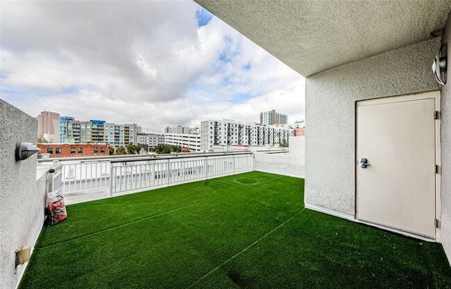 Photo - 1002 Channelside Dr Unit 3C