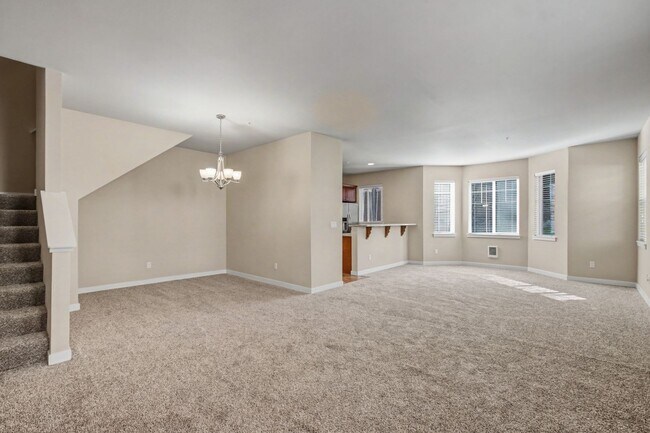 Photo - 1663 Burnside Pl Unit A