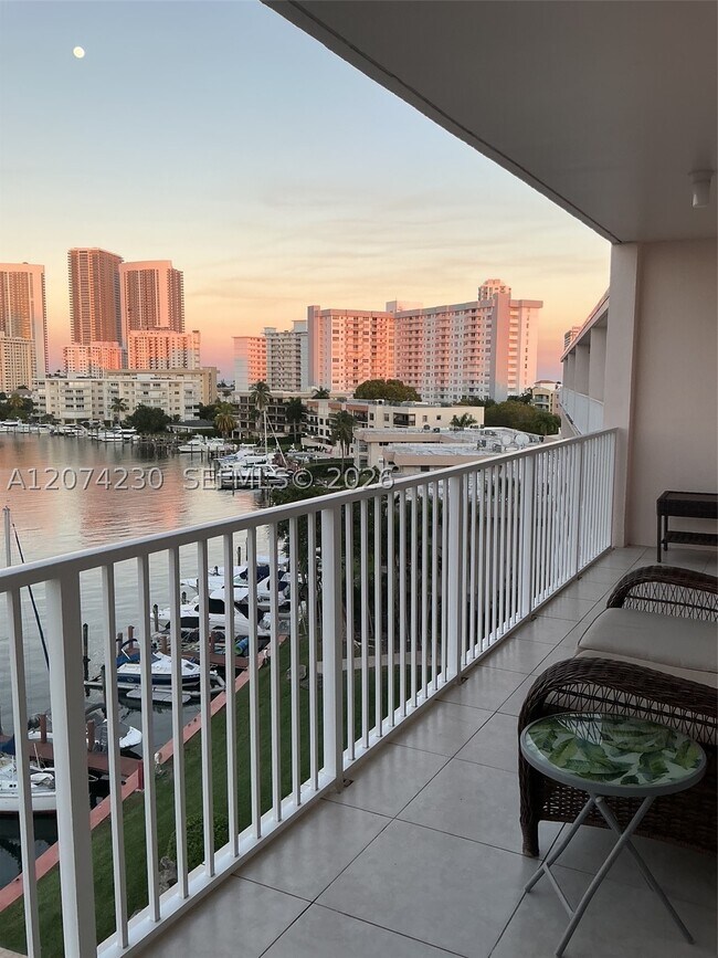 Photo - 400 Golden Isles Dr Unit 55