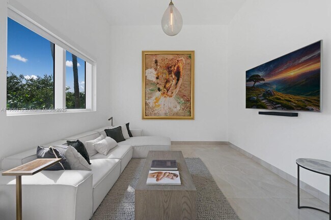 Photo - 400 Alton Rd