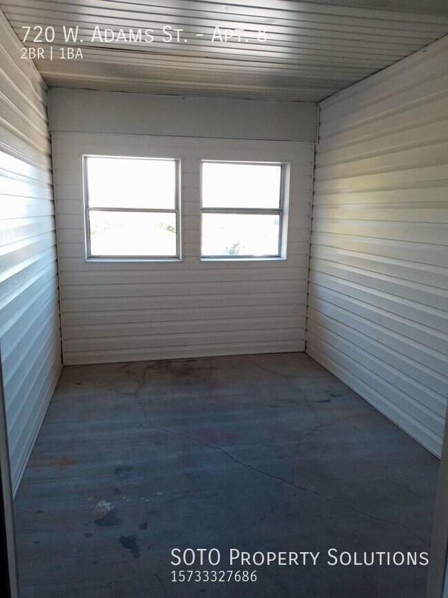 Photo - 720 W Adams St Unidad Apt. 8