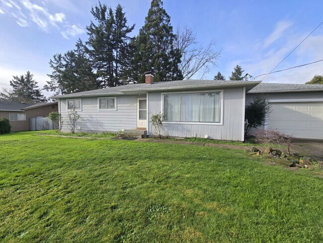 Photo - 1800 NW Lynwood St