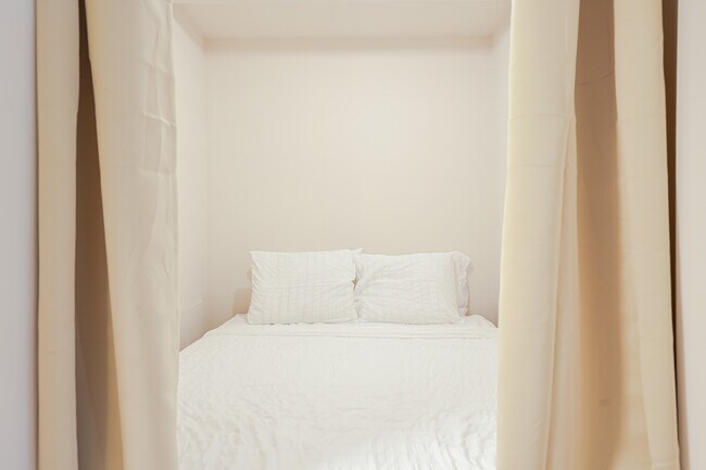 4379 Wilshire Blvd Unit C104
