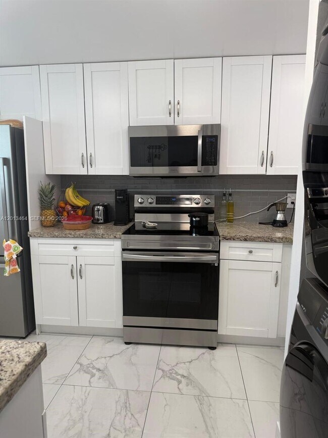 Photo - 1790 W 75th St